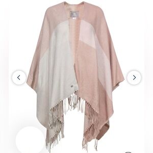 Soia & Kyo - Light Pink & Cream Colorblocked Open Poncho W/ Scarf Hem OS